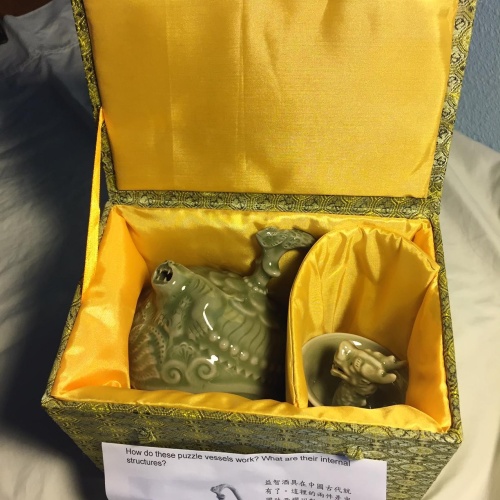 Set of 2 Puzzle Vessels