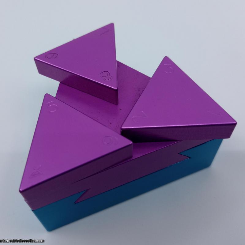 MBP #3 Triple Dovetail Triangle by Robert Rose
