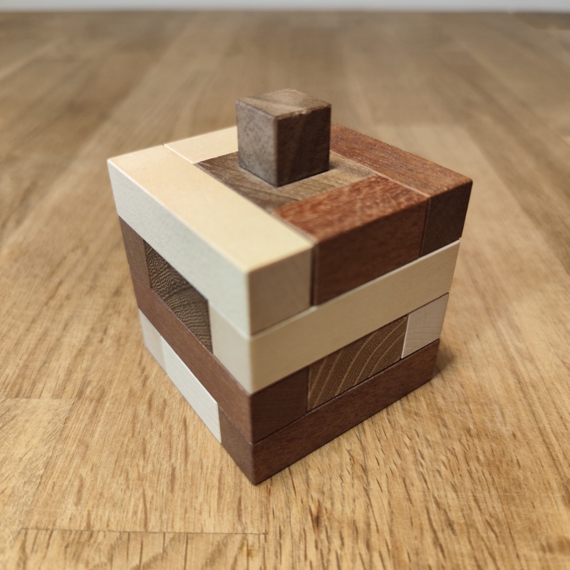 Rotacube - Lucie Pauwels made by Pelikan