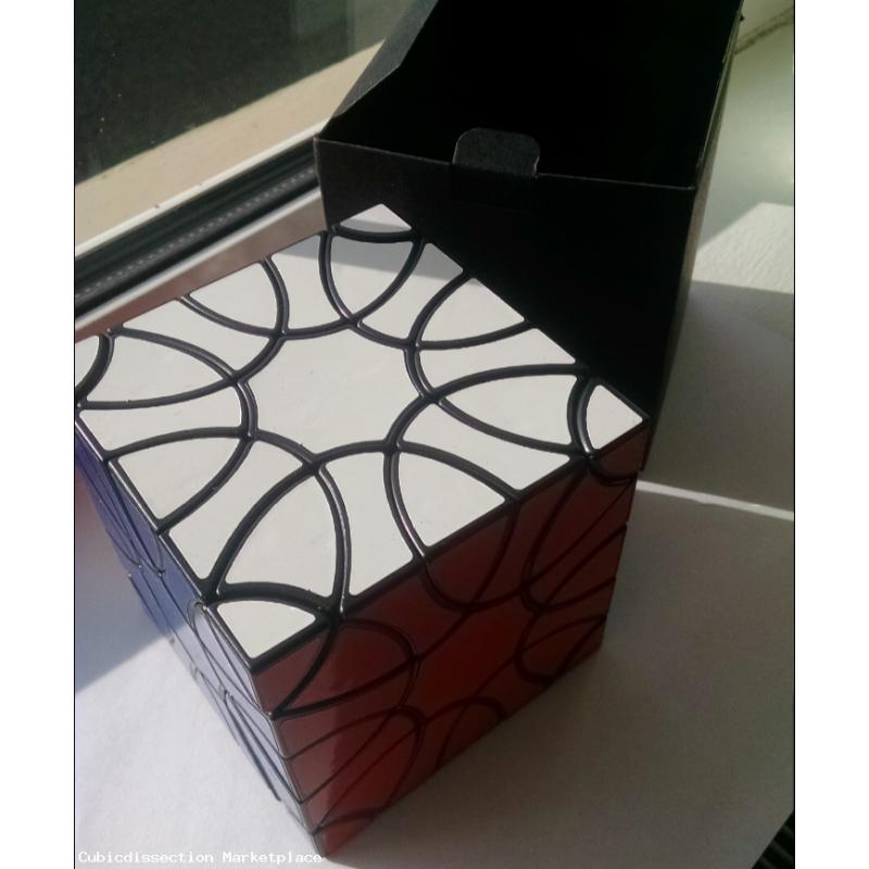 Verypuzzle Clover Cube / Trifurcation Cube
