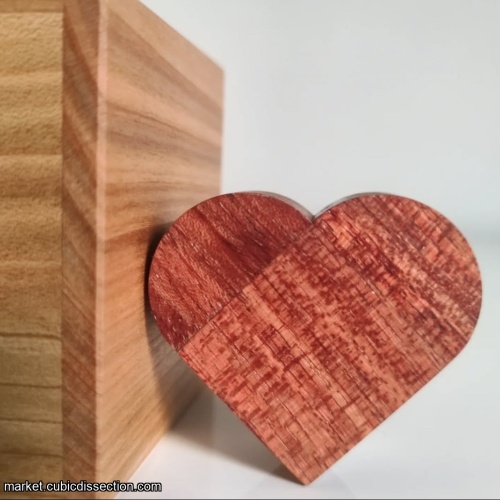 Eros by Dr Volker Latussek