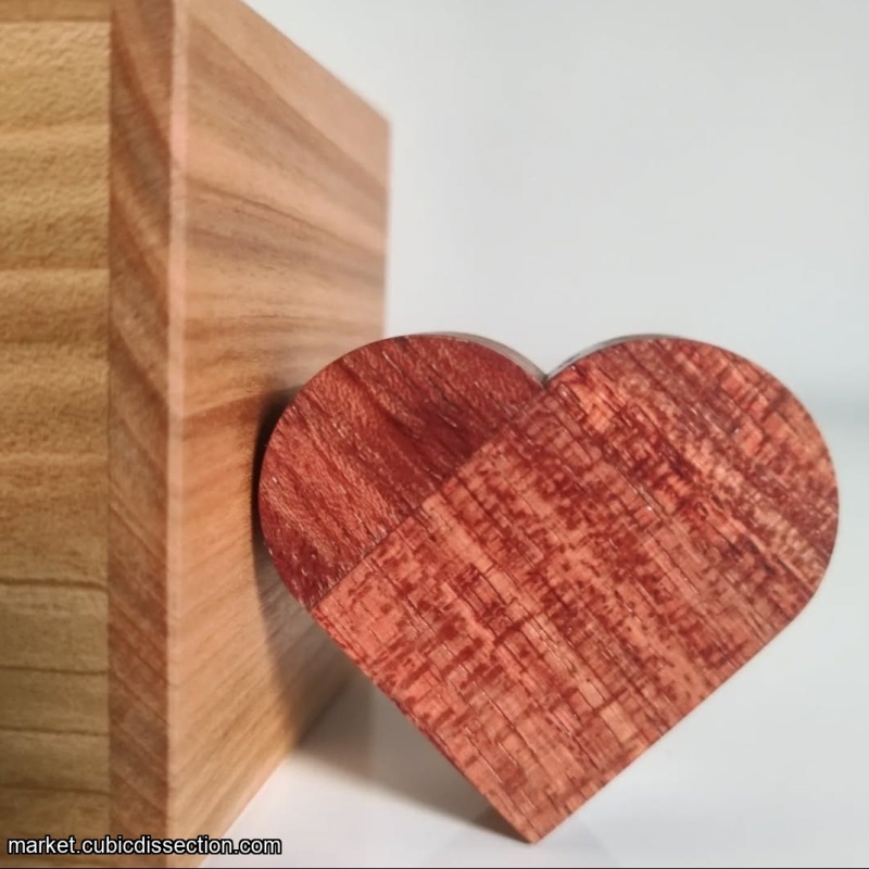 Eros by Dr Volker Latussek