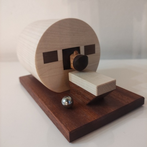 MRI by Benjamin Heidt