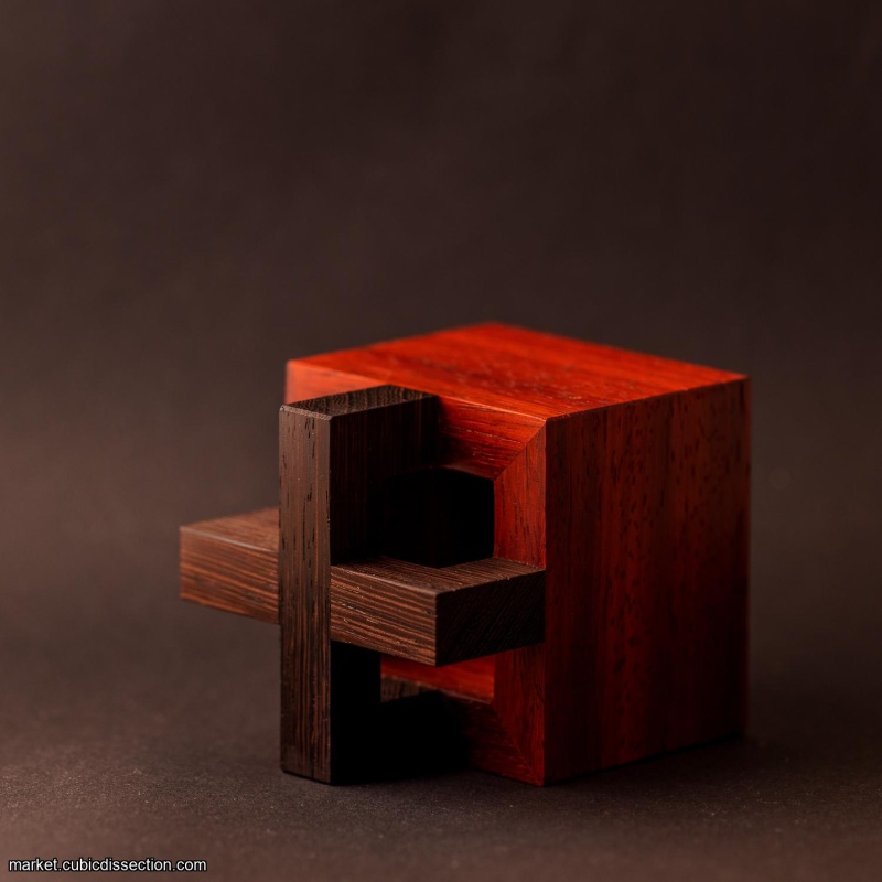 Serpentarium by Lucie Pauwels