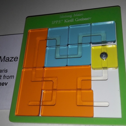 SLIDING MAZE - Kirill Grebnev