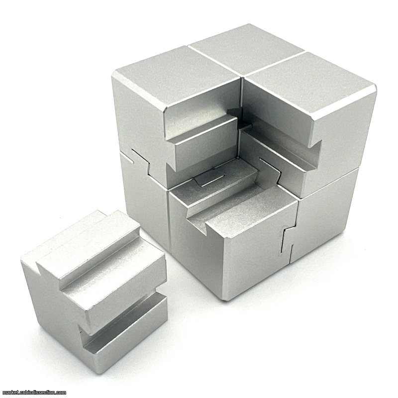 Slump Cube by Wayne Daniel, Ronald Kint-Bruynseels, & Eric Fuller (1 of 2)