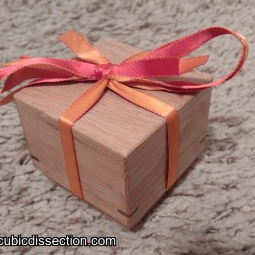 String Box - Fumio Tsuburai