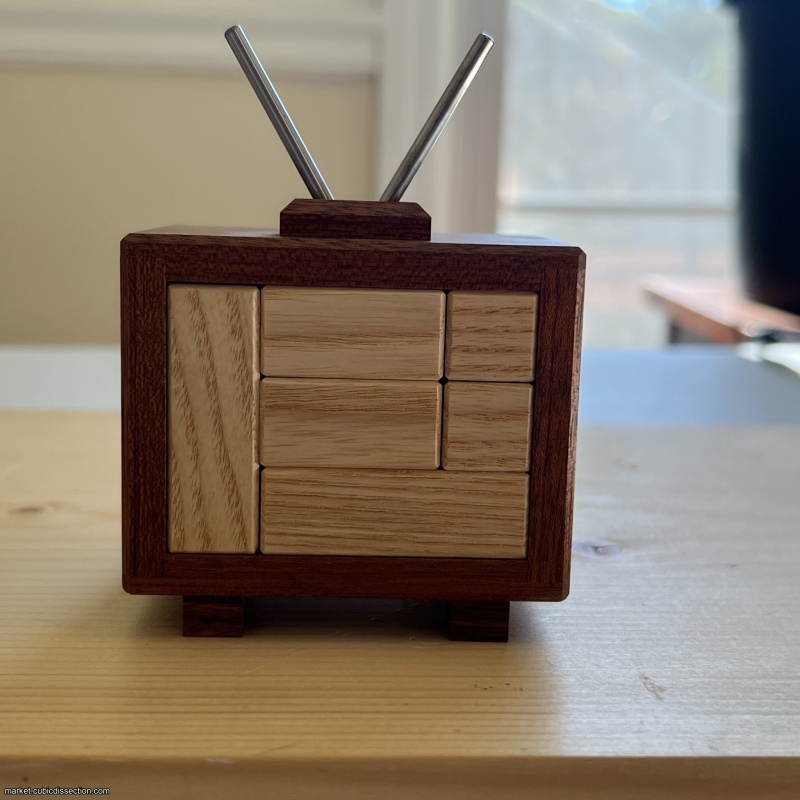 TV Puzzle by Jakub Dvorak