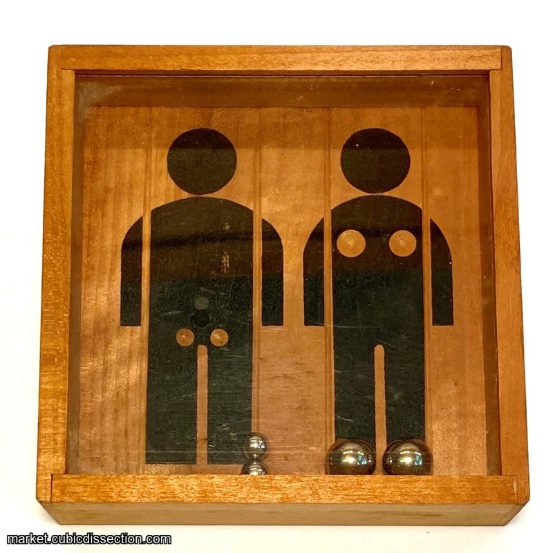 WADA Tama Tama 4"x4" dexterity game