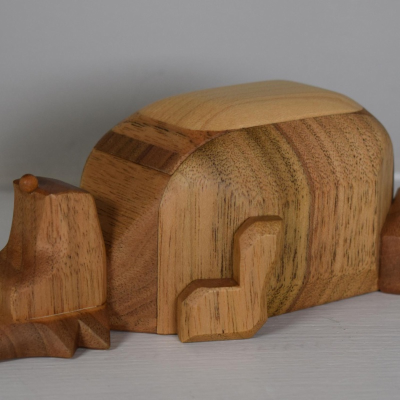 Lazy Wolf - Osamu Kasho