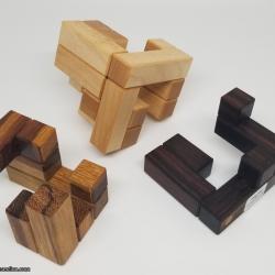 TripTIC - Turning Interlocking Cube