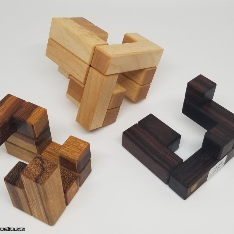 TripTIC - Turning Interlocking Cube
