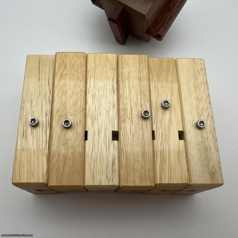 T-Slot Burr by Junichi Yananose