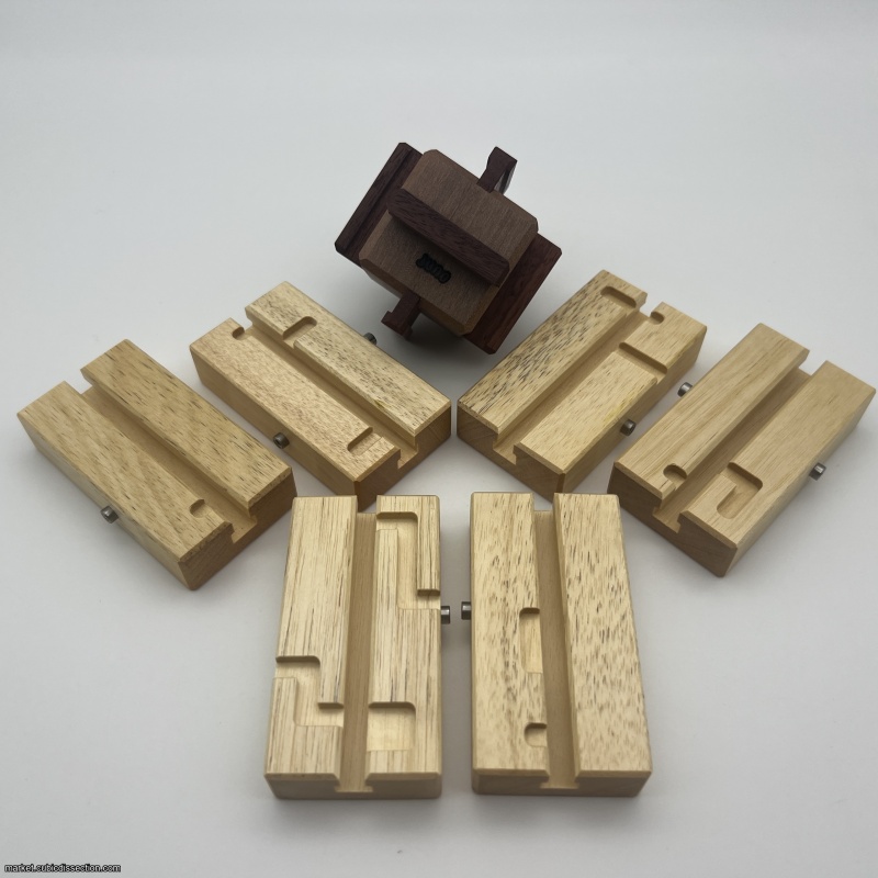 T-Slot Burr by Junichi Yananose