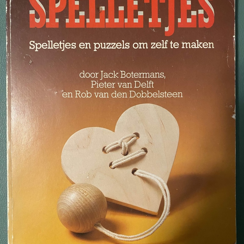 Dutch Puzzle Book by van Delft and Botermans (featuring a BEAUTIFUL vanish puzzle)