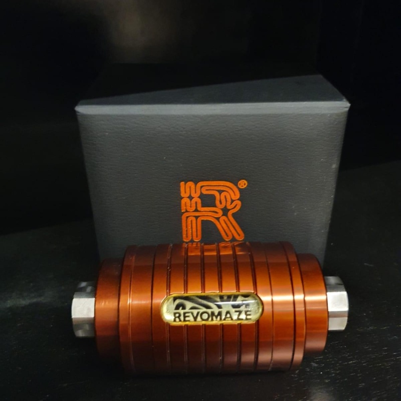 RevoMaze Bronze by Chris Pitt