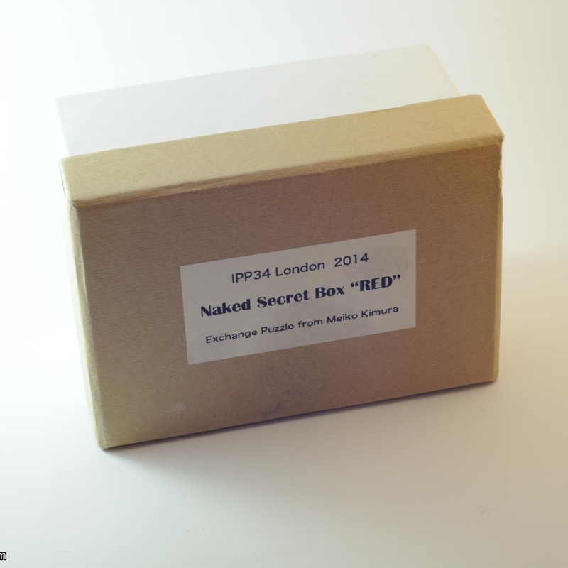 Naked secret box "RED" by Akio Yamamoto