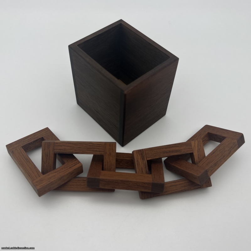 Chain Store by Goh Pit Khiam