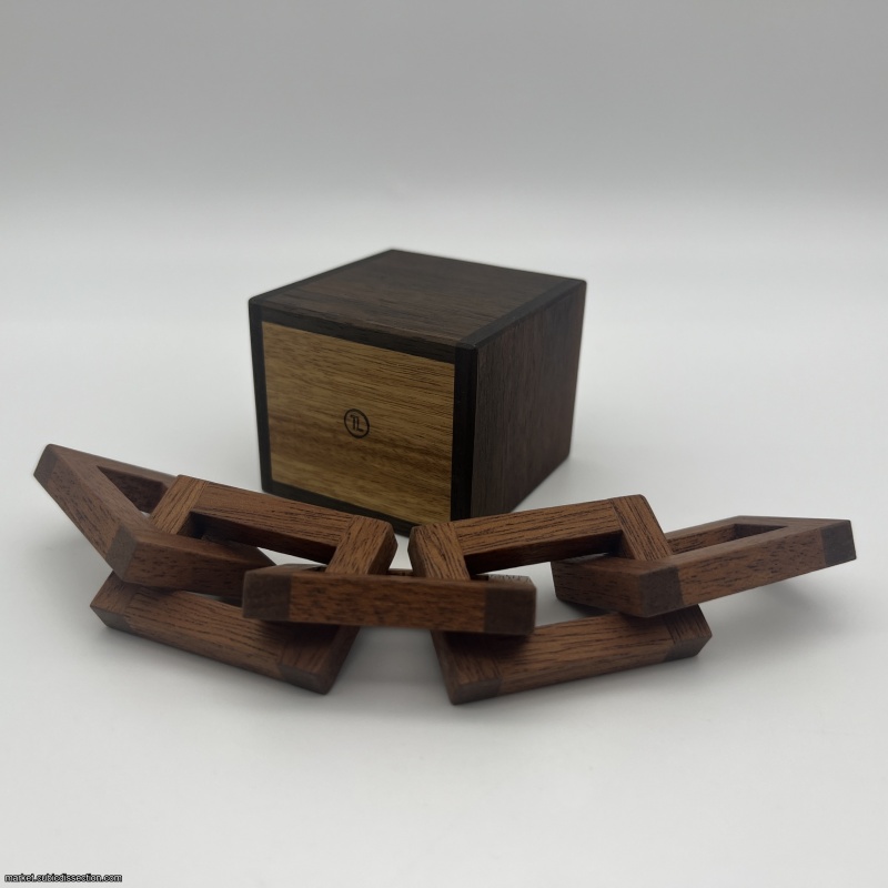 Chain Store by Goh Pit Khiam