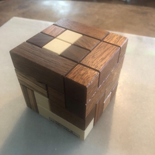 Disjointed/Accordion Cube