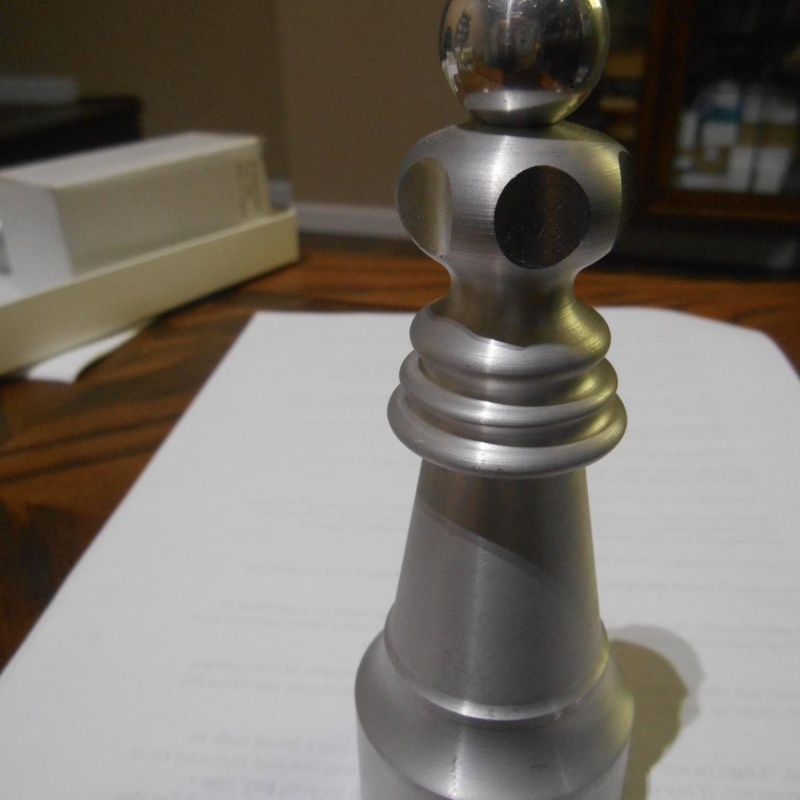 The Queen - Marcel Gillen - Bits and Pieces