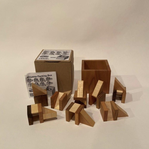 Akiyama Paking Box Puzzle