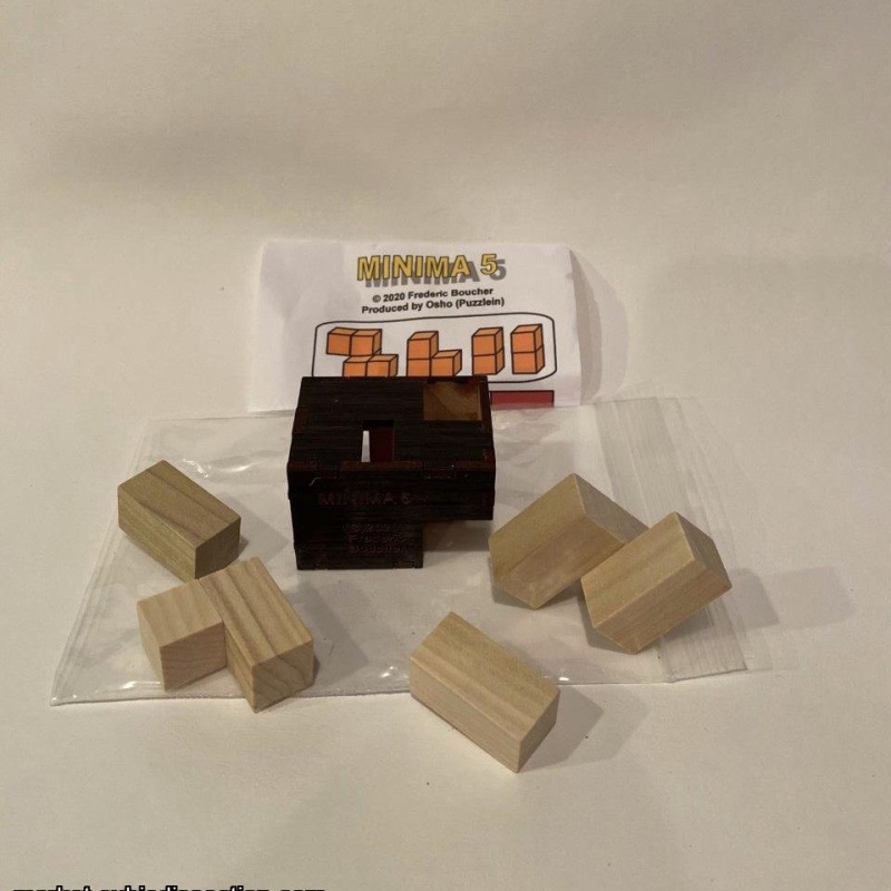 Minima 5 by Fredric Boucher