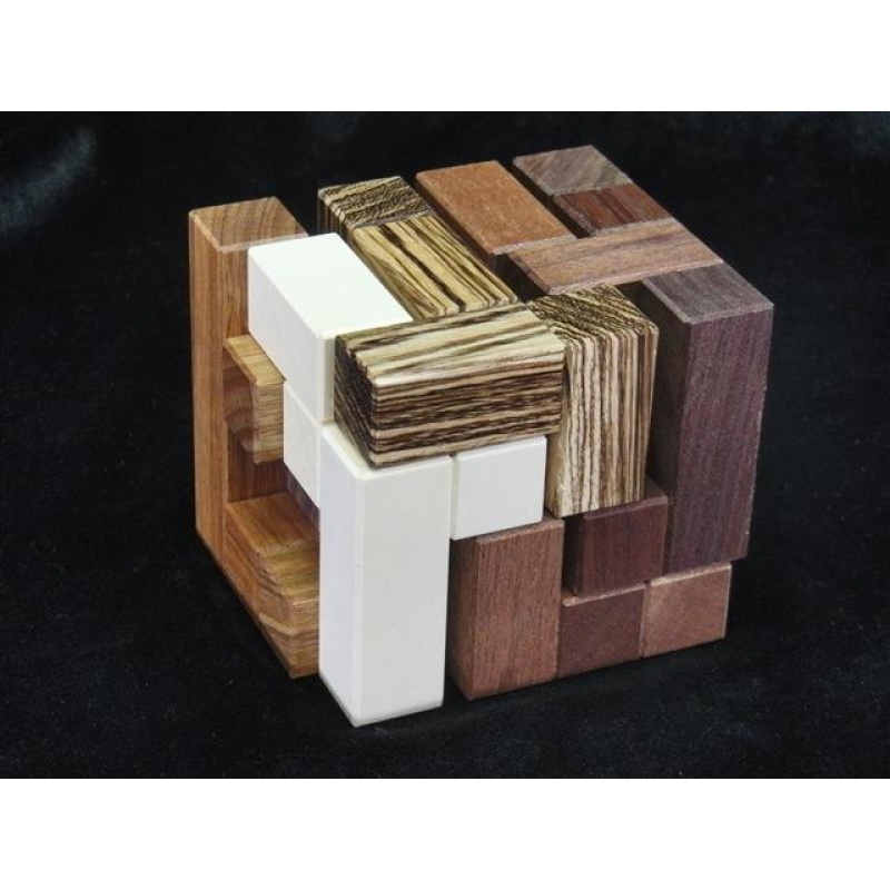 Disjointed/Accordion Cube