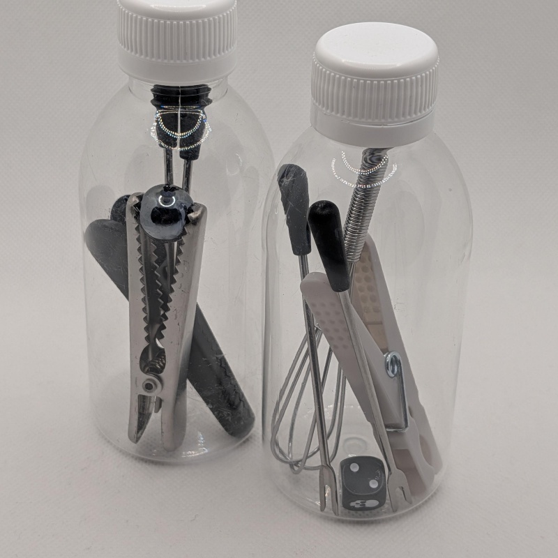 [Strijbos] Clothes Peg Bottle #01 & Clothes Peg Bottle #02