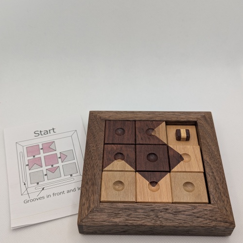 Juno Arrow Slider Puzzle