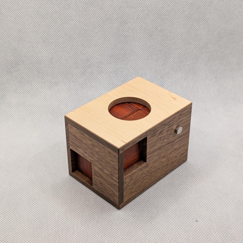Jammed Coin (Minima Tokyo)