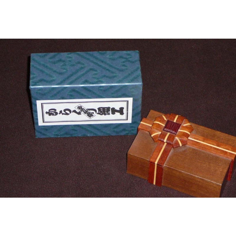 Brown present puzzle box-Kamei