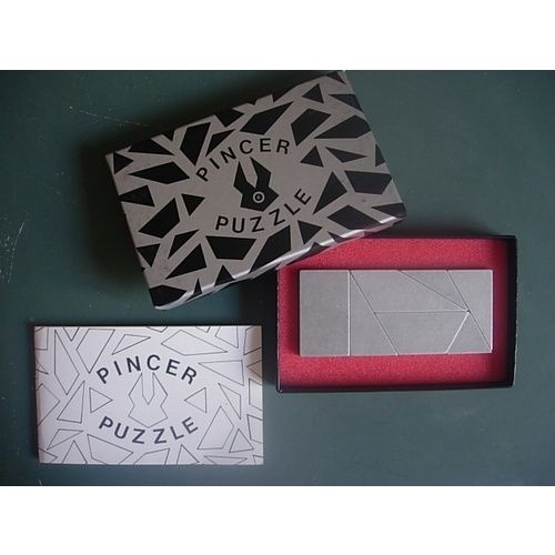 PINCER PUZZLE - A Tangram type puzzle