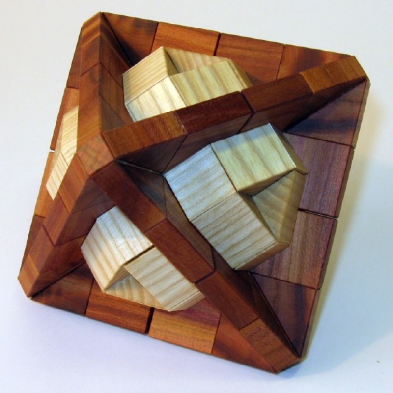 Vinco - Octaro Ball by Vinco