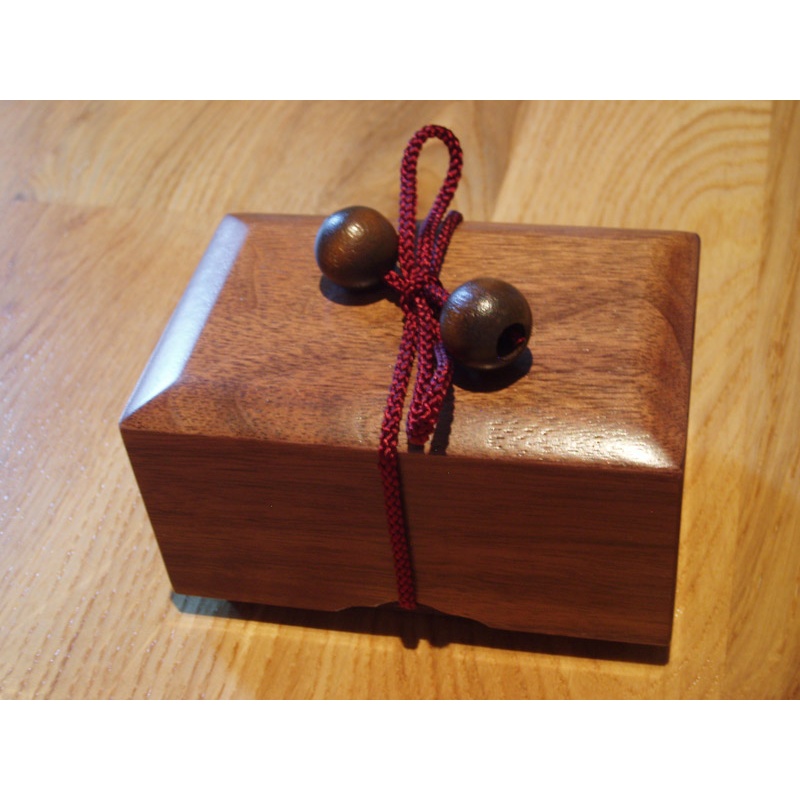 Akio Kamei - String Box 2 by Akio Kamei