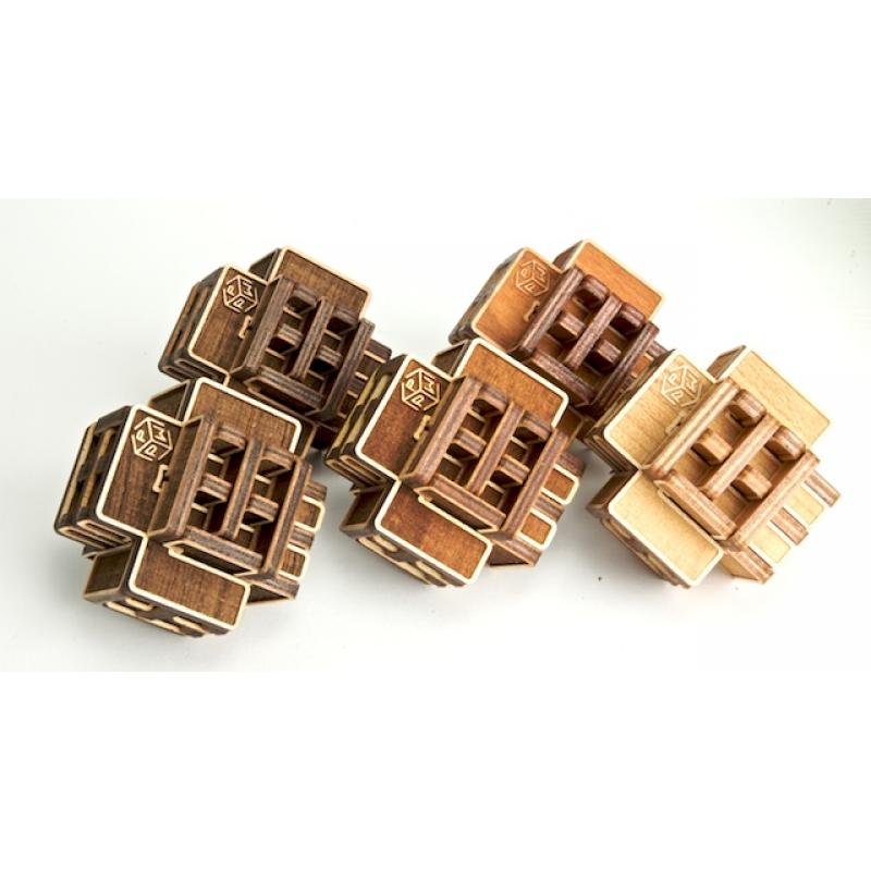 Ronald Kint-Bruynseels - Tubular Burr Box (Walnut - Maple) by Pacific Puzzleworks (Lee Krasnow)