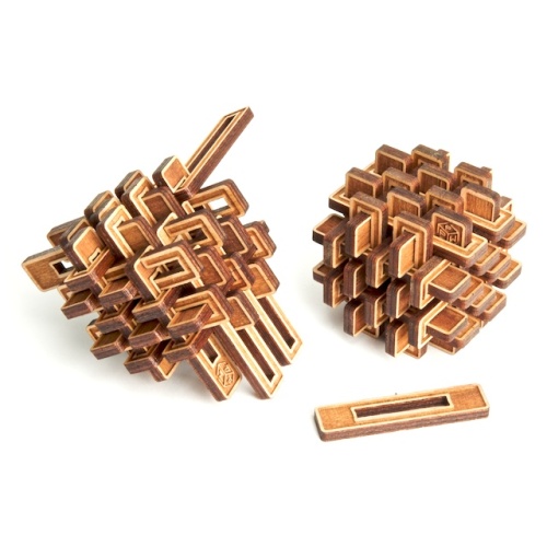 Oskar van Deventer - Knot Mass (Cherry) by Pacific Puzzleworks (Lee Krasnow)