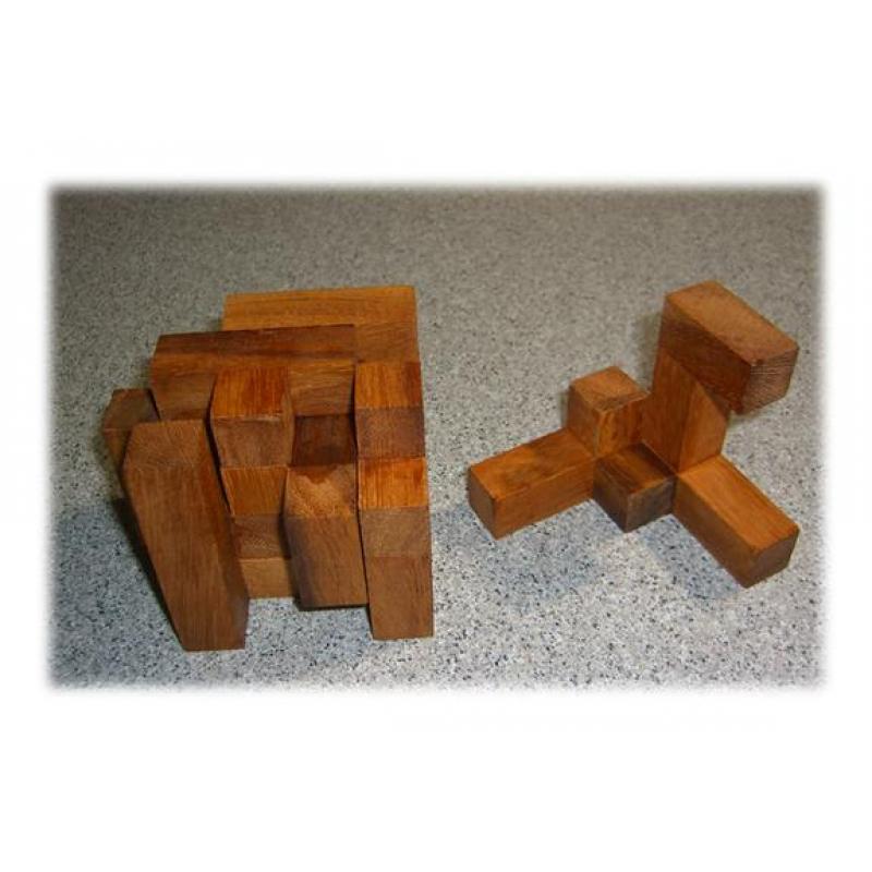 CONVOLUTION Wood Puzzle