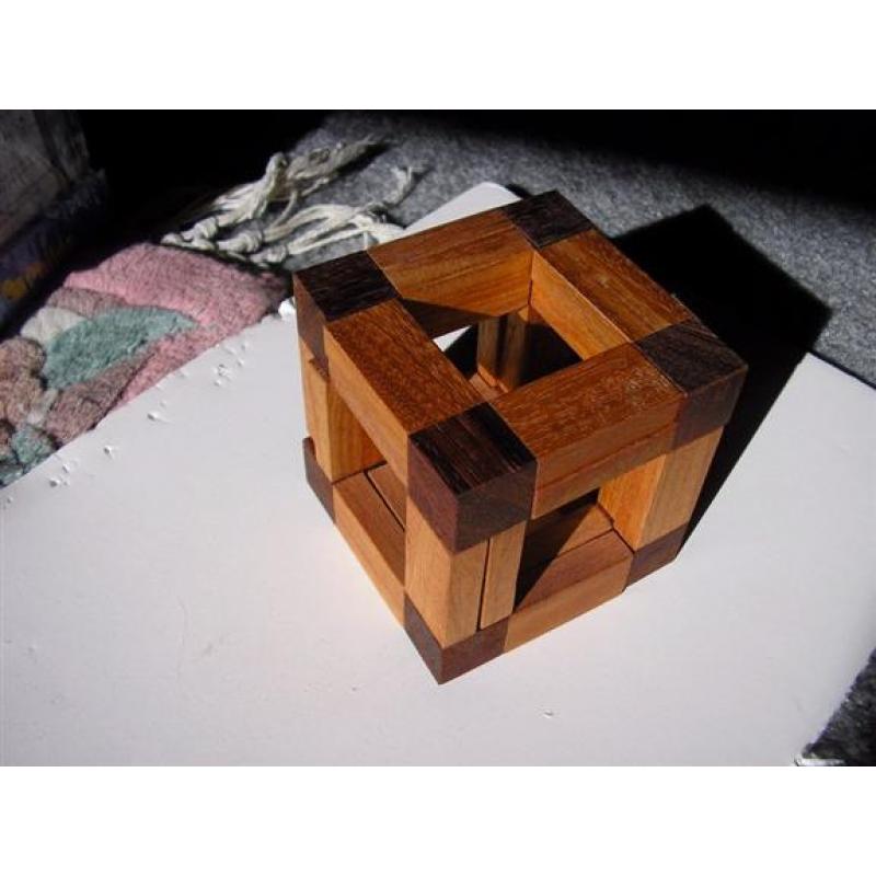 Split Ribs Cube