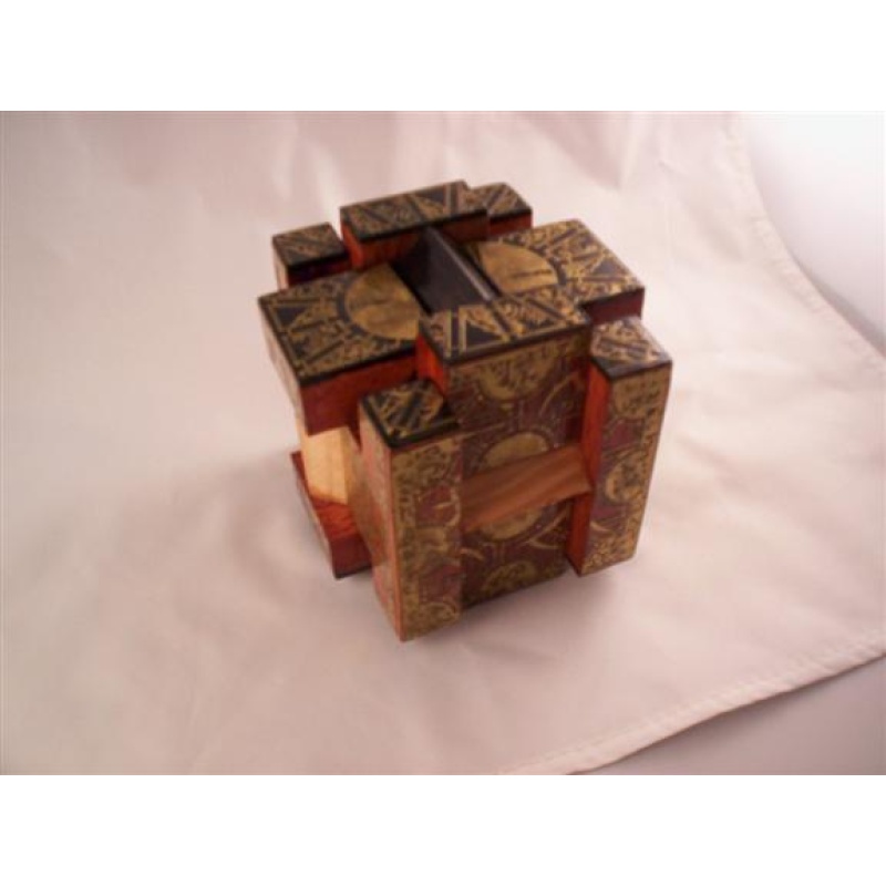 HELLRAISER EXPANDING BOX