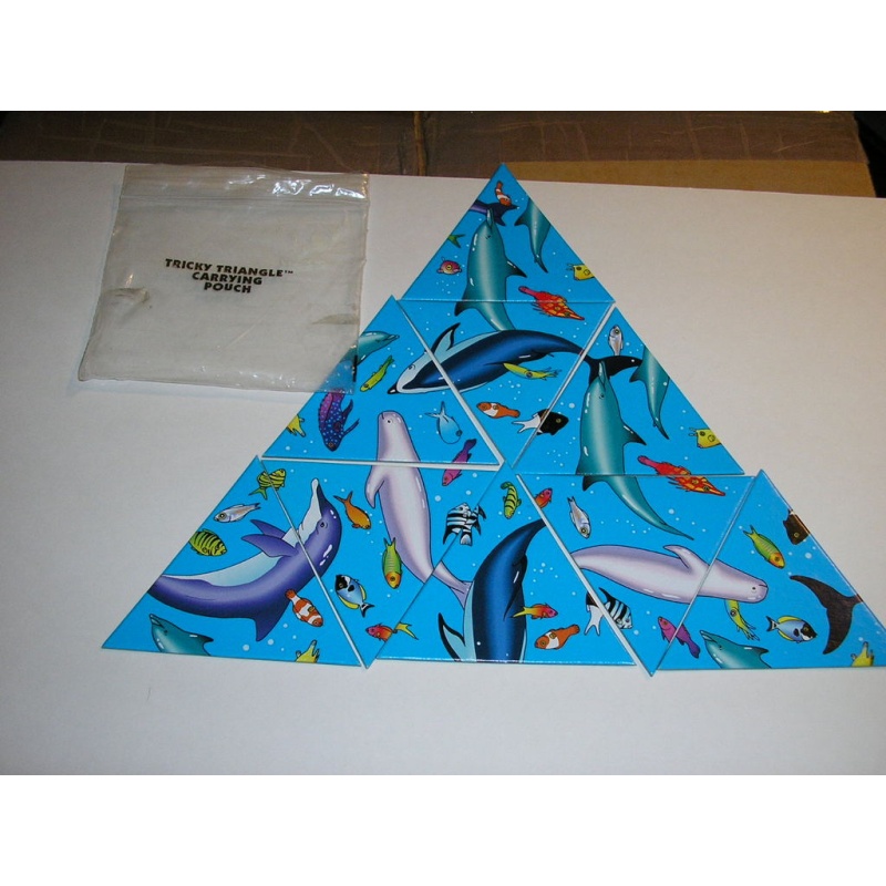 Tricky Triangle puzzle (match the edges type)