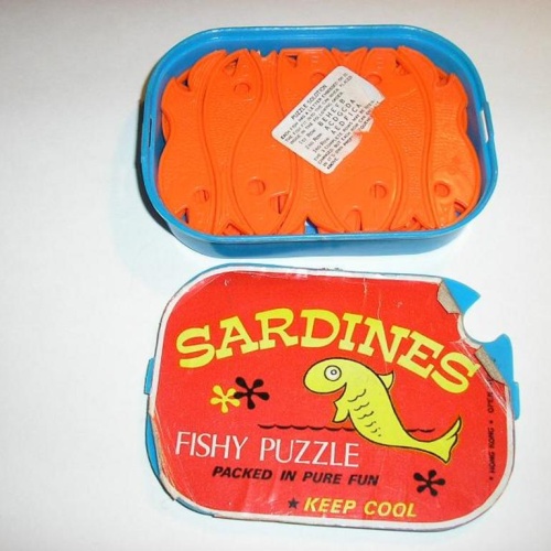Sardines (packing puzzle)