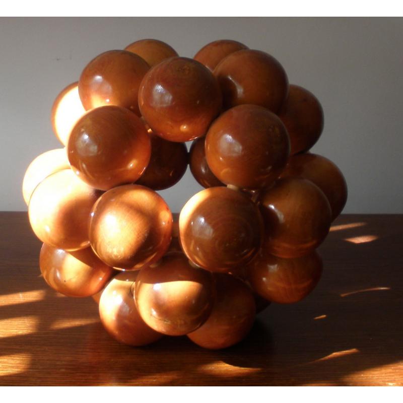 interlocking spheres makes a large sized puzzle