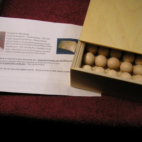 Pyramid in a Box - Exchange Puzzle IPP29