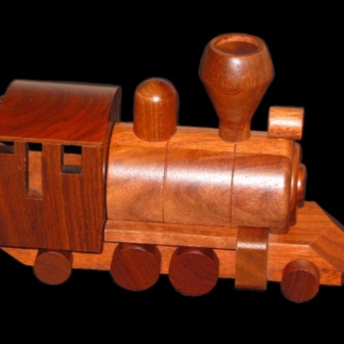 Akio Kamei "Train Box" - REPRODUCTION