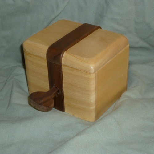 Box w/ a Key reproduction