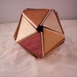 SPINNING ICOSA POLYHEDRA