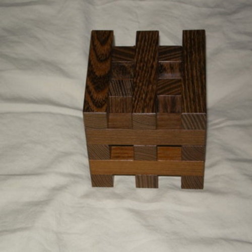 Watson`s Tri-lateral Windowed Hexahedron