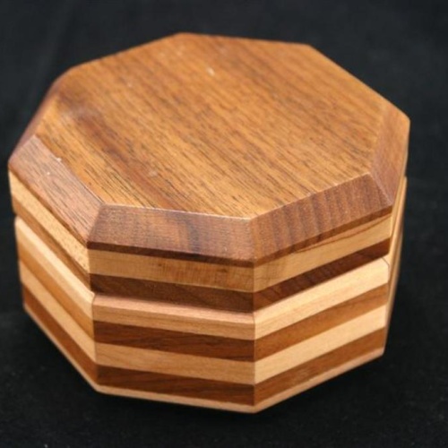 Kamei Octagon Box Repro (B&P)