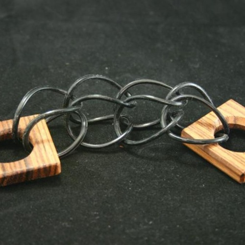 Impossible Gummy Bracelet Chain